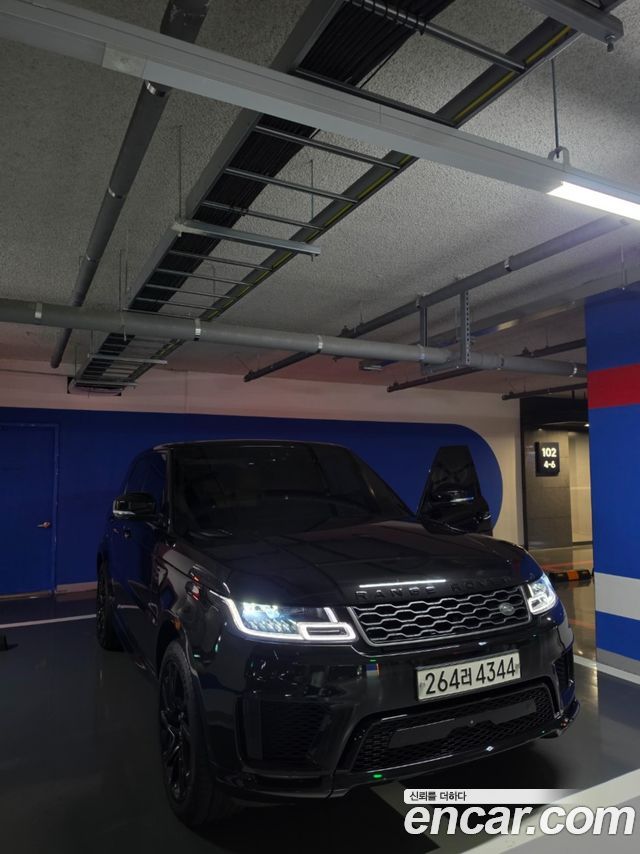 Land Rover Range Rover Sport 3.0 SDV6 HSE Dynamic — пробег 71 720 км — фото 1 из 5