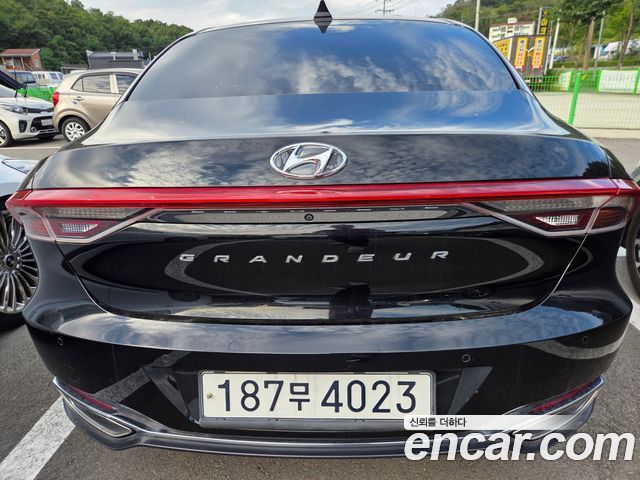 Hyundai Grandeur из Кореи Encar