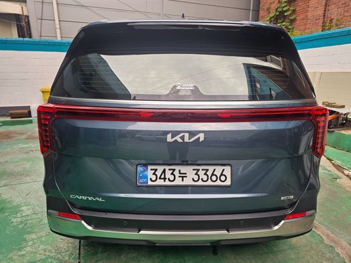 Kia Carnival HEV 9seater Signature — пробег 22 000 км — фото 4 из 5