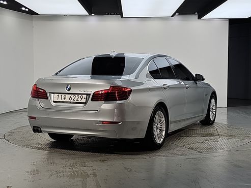 BMW 5-Series 520d — пробег 131 000 км — фото 4 из 5