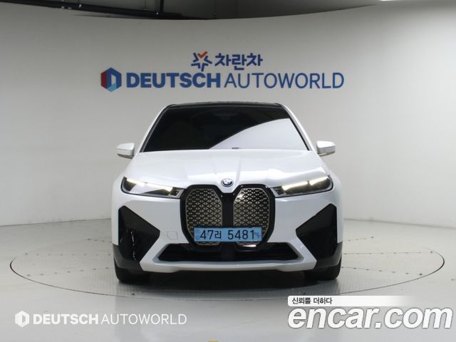 BMW iX из Кореи Encar