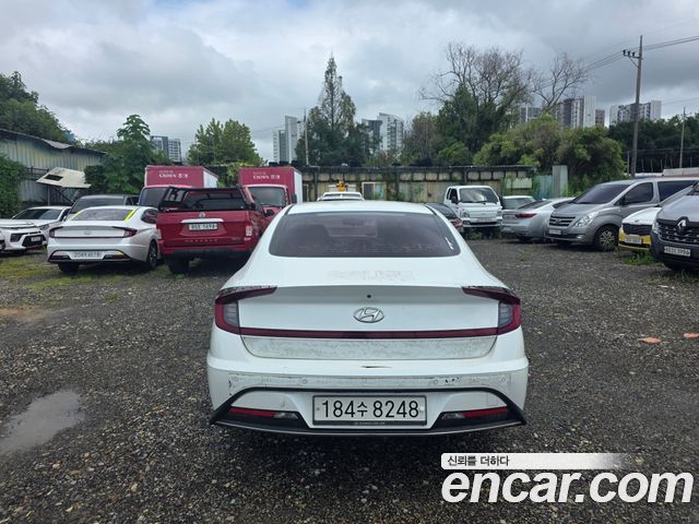 Hyundai Sonata 2.0 Smart — пробег 187 939 км — фото 4 из 5