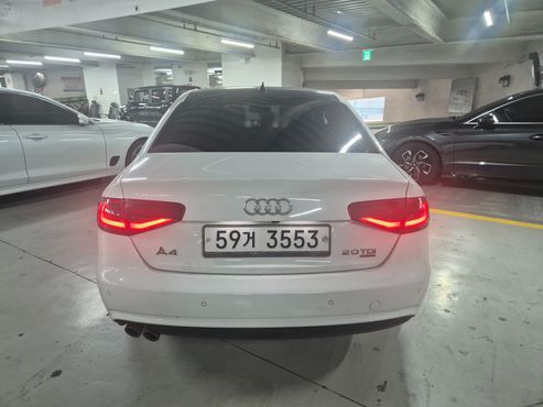 Audi A4 2.0 TDI Quattro Dynamic B8 — пробег 91 413 км — фото 2 из 5