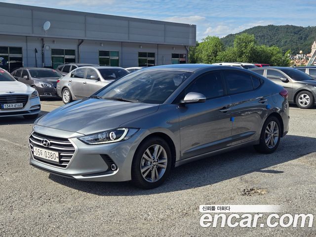 Hyundai AVANTE 1.6 GDI Smart Special — пробег 88 000 км — фото 3 из 5