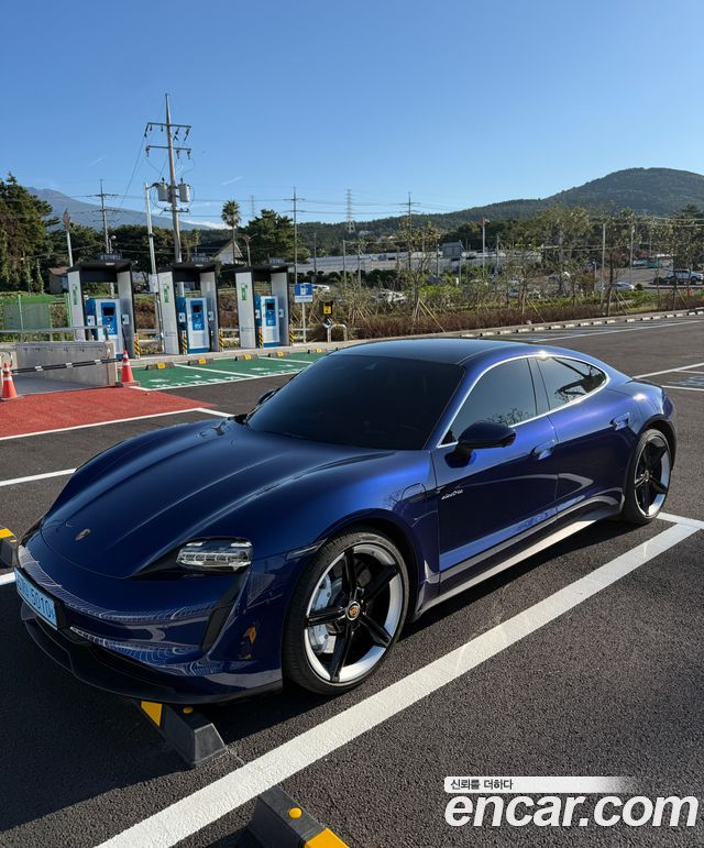 Porsche Taycan из Кореи Encar
