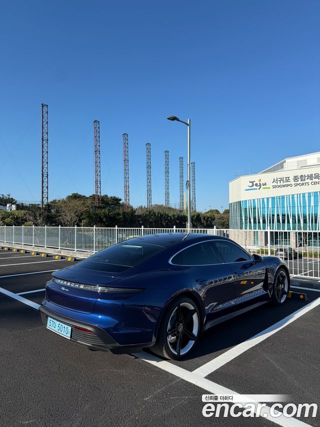 Porsche Taycan из Кореи Encar