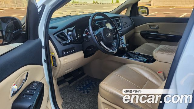 Kia Carnival из Кореи Encar