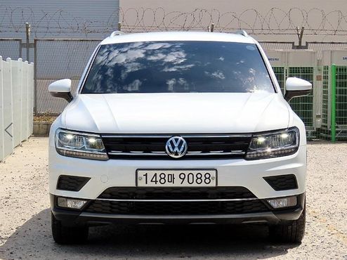 Volkswagen Tiguan 2.0 TDI Premium — пробег 91 712 км — фото 1 из 5