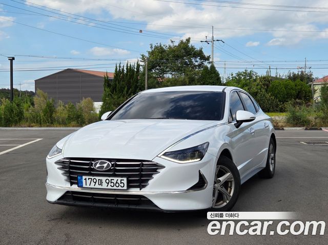 Hyundai Sonata 2.0 Premium — пробег 119 548 км — фото 1 из 5