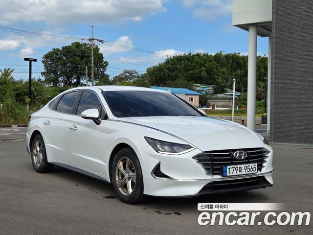 Hyundai Sonata 2.0 Premium — пробег 119 548 км — фото 3 из 5