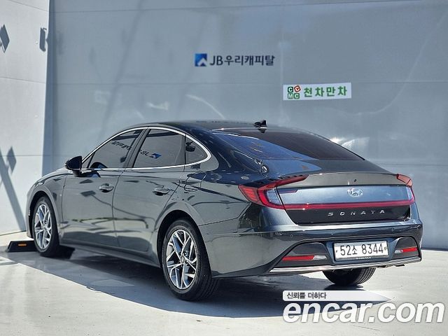 Hyundai Sonata 2.0 Premium — пробег 101 901 км — фото 3 из 5