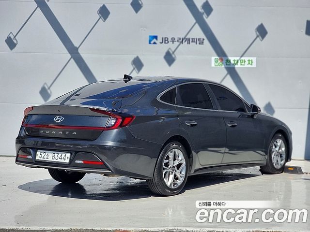 Hyundai Sonata 2.0 Premium — пробег 101 901 км — фото 4 из 5