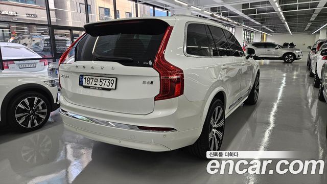 Volvo XC90 B6 Ultimate Bright — пробег 28 844 км — фото 2 из 5