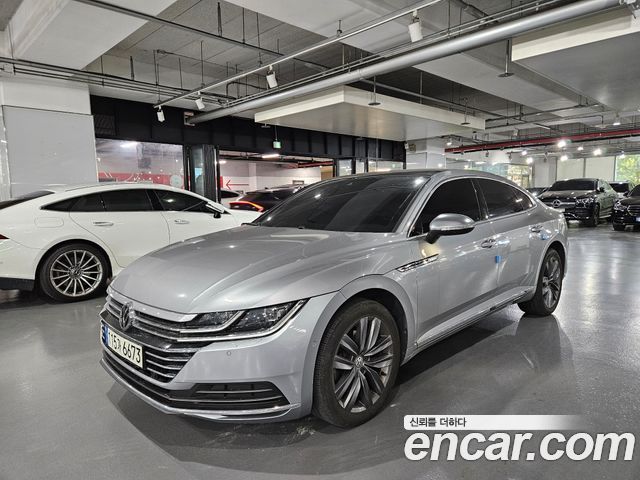 Volkswagen Arteon 2.0 TDI Premium — пробег 127 000 км — фото 2 из 5