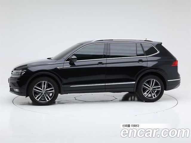 Volkswagen Tiguan 2.0 TDI Prestige — пробег 111 909 км — фото 3 из 5