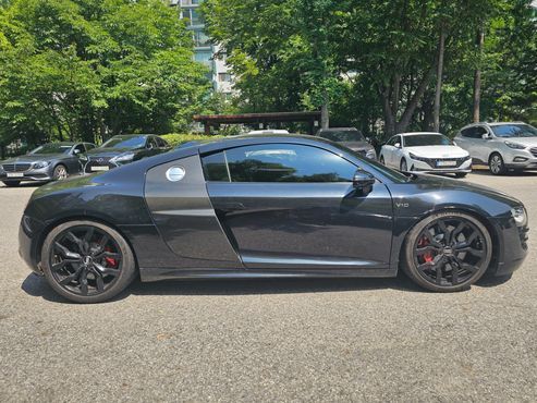 Audi R8 5.2 V10 Coupe — пробег 105 500 км — фото 3 из 5