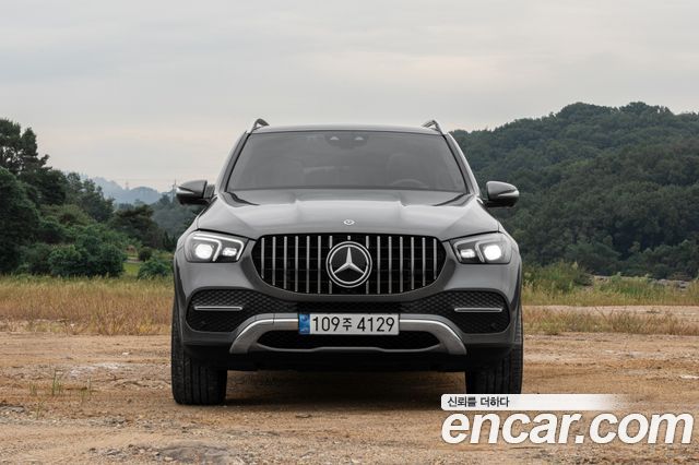 Mercedes-Benz GLE-Class GLE300d 4MATIC — пробег 45 980 км — фото 3 из 5