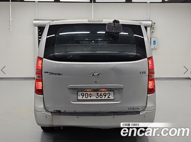 Hyundai Starex 5-Seater VAN CVX Premium — пробег 143 572 км — фото 3 из 5