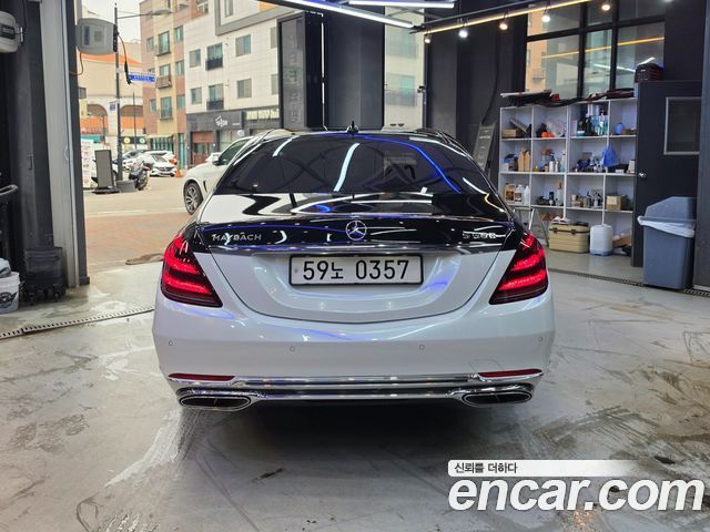 Mercedes-Benz S-Class Maybach S500 4MATIC — пробег 215 000 км — фото 2 из 5