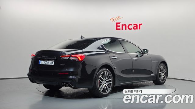 Maserati Ghibli из Кореи Encar