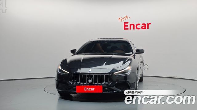 Maserati Ghibli из Кореи Encar