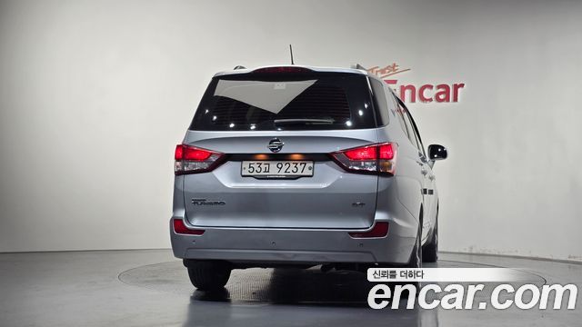 Ssangyong KORANDO 4WD GT 9-seater — пробег 168 213 км — фото 4 из 5