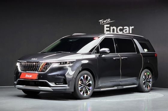 Kia Carnival Diesel 9-Seater Prestige — пробег 67 379 км — фото 1 из 5
