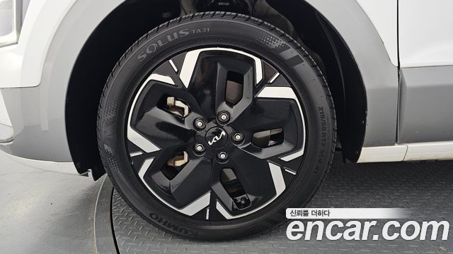 Kia Niro Earth — пробег 283 880 км — фото 5 из 5