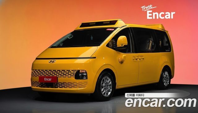 Hyundai Staria L3.5  Kinder Safety Car 15-Seater — пробег 59 958 км — фото 1 из 5