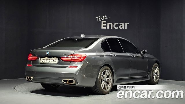 BMW 7-Series 740d xDrive M Sport — пробег 185 841 км — фото 2 из 5
