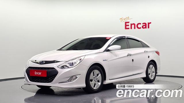 Hyundai Sonata 2.0 Smart — пробег 235 968 км — фото 1 из 5
