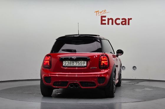 Mini Cooper JCW 3rd Generation — пробег 48 985 км — фото 4 из 5