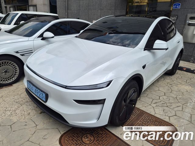 Tesla Model Y Premium Long Range AWD — пробег 500 км — фото 3 из 5