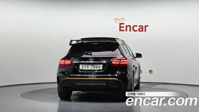 Mercedes-Benz GLA-Class GLA45 AMG 4MATIC 50th Edition — пробег 30 138 км — фото 4 из 5
