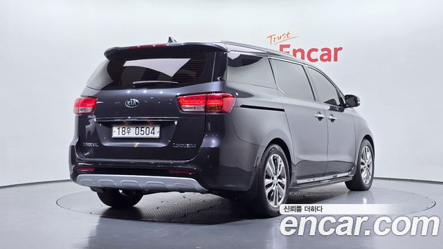 Kia Carnival из Кореи Encar