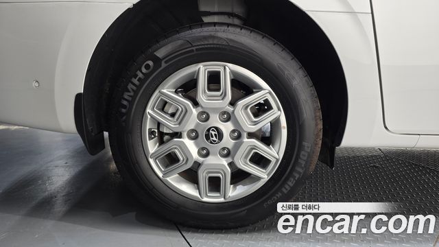 Hyundai Staria из Кореи Encar