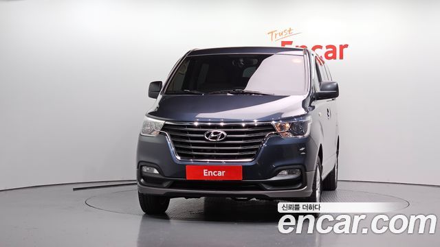 Hyundai Starex 4WD Wagon 11-Seater Modern — пробег 121 428 км — фото 3 из 5