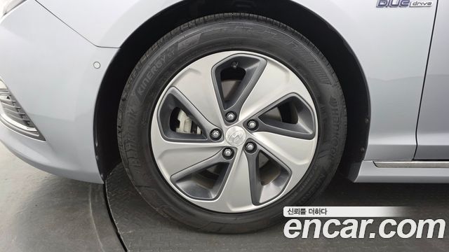 Hyundai Sonata 2.0 HEV Premium — пробег 157 112 км — фото 5 из 5