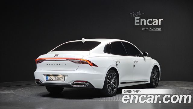 Hyundai Grandeur из Кореи Encar