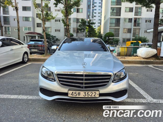 Mercedes-Benz E-Class из Кореи Encar