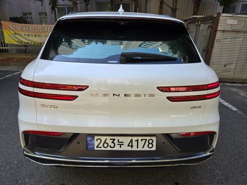 Genesis GV70 2.5T Gasoline AWD — пробег 18 663 км — фото 5 из 5