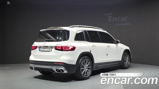 Mercedes-Benz GLB-Class AMG GLB35 4MATIC — пробег 73 484 км — фото 2 из 5