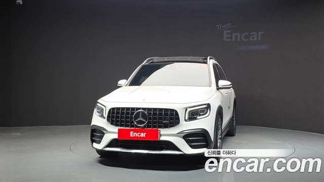 Mercedes-Benz GLB-Class AMG GLB35 4MATIC — пробег 73 484 км — фото 3 из 5