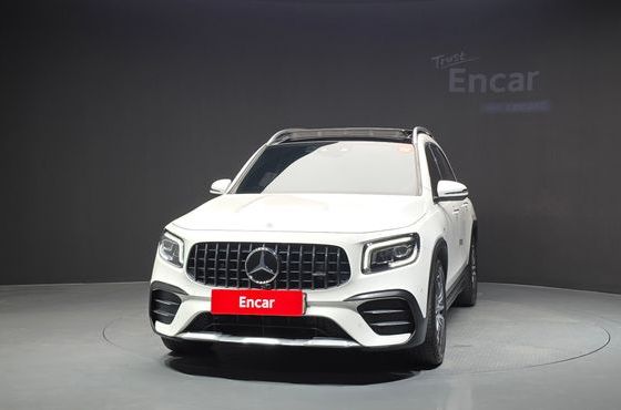 Mercedes-Benz GLB-Class AMG GLB35 4MATIC — пробег 73 484 км — фото 3 из 5
