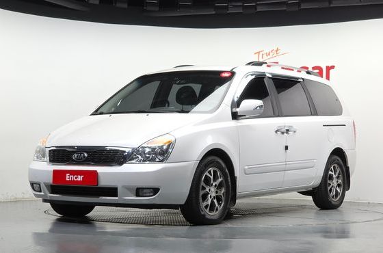 Kia Carnival EasyMove 8-seater — пробег 60 638 км — фото 1 из 5