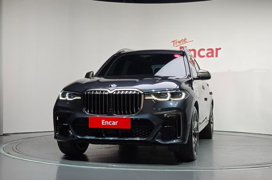 BMW X7 M50d — пробег 63 204 км — фото 3 из 5
