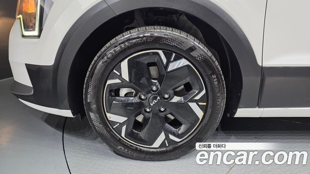 Kia Niro Air — пробег 24 850 км — фото 5 из 5
