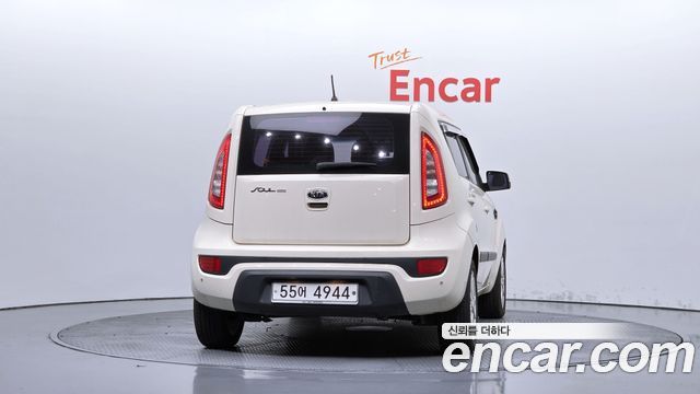 Kia Soul 1.6 GDI Luxury Standard — пробег 64 842 км — фото 4 из 5