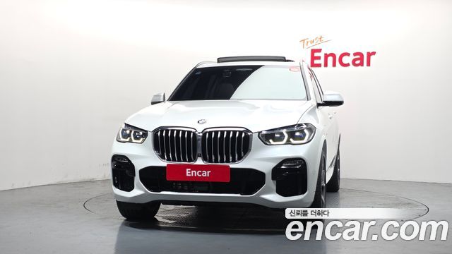 BMW X5 xDrive 45e M Sport — пробег 100 022 км — фото 3 из 5