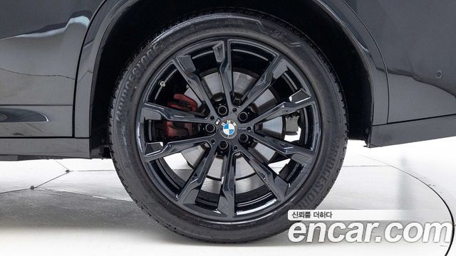 BMW X4 xDrive20i M Sport Pro Special Edition — пробег 10 650 км — фото 5 из 5